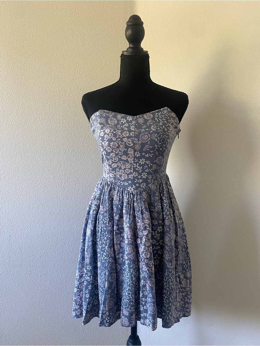 Forever 21 Strapless Blue Floral Fit & Flare Dress